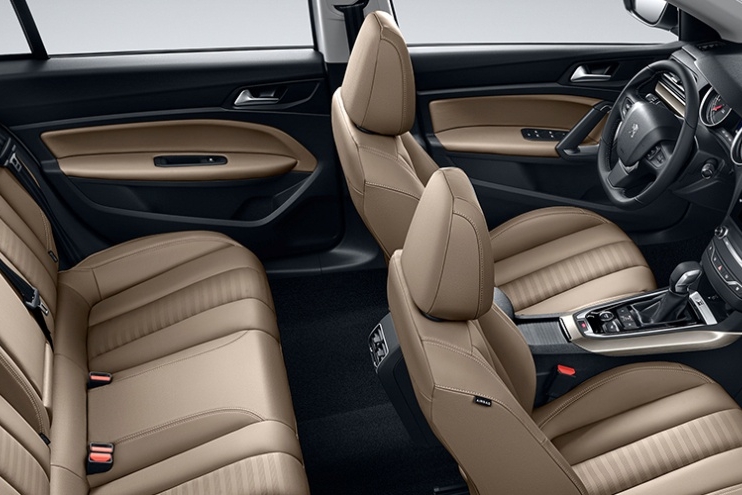 东风标致408十年陪伴52万幸福家庭