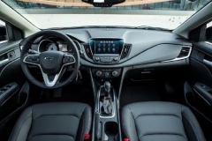 8.99万起还优惠3万！这台帅气合资轿车已经卖“爆”了