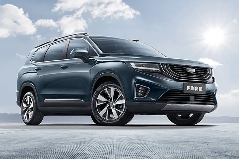 挤一点是一点，全新GL8 Avenir、吉利豪越更多官图发布丨今日车闻