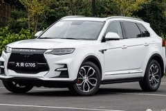 当年勇气可嘉，12万起，搭配2.0T+8AT，可惜没人敢当“小白鼠”