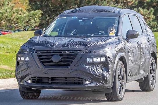 新一代日产Rogue路试谍照