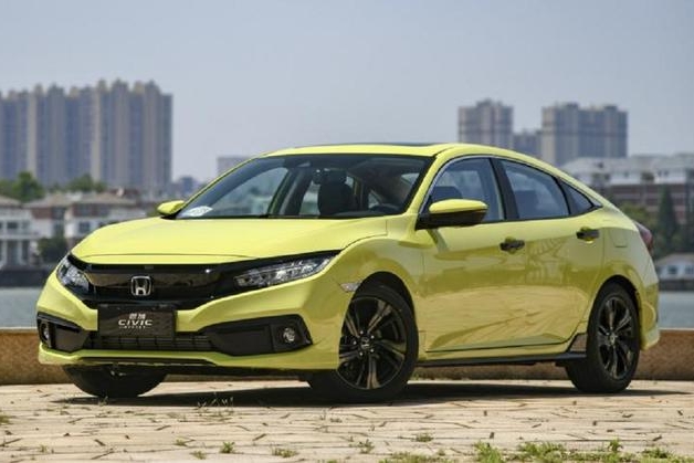 外观“爆炸”，动力“更强”，15万级最值的日系车，思域配吗？