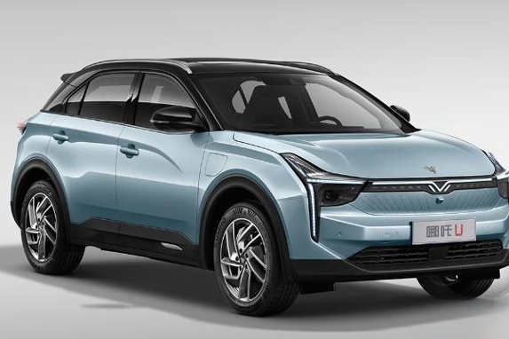 又一高颜值新能源车上市，轴距2米77，13.98万起，配透明A柱