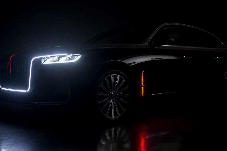 红旗H9犹如灯厂灵魂附体 满满的出行仪式感