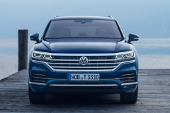 群雄逐鹿，这辆曾经的王者SUV，如今面对“一个人的武林”