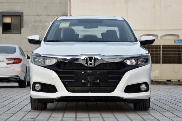 B级车的空间，A级车的价格！这款“小雅阁”售价8万起