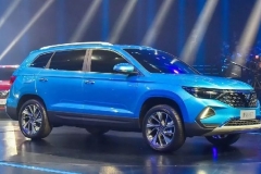 性价比车轮战：捷达VS7抢自主地盘，瑞虎8/哈弗H6/CS75 PLUS咽得下这口气？