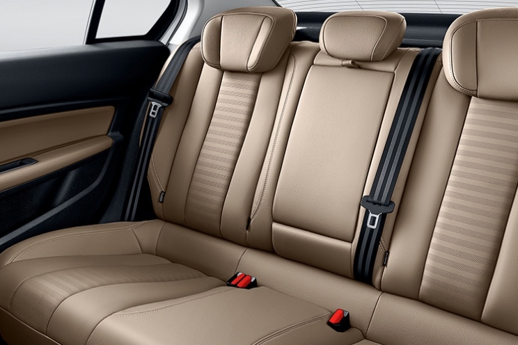 东风标致408 带来更多幸福感兼具