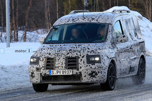 奔驰全新Citan谍照曝光 或推纯电版车型