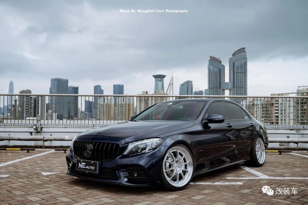 玩车路上永远孜孜不倦，壕气车主改装奔驰C260L案例