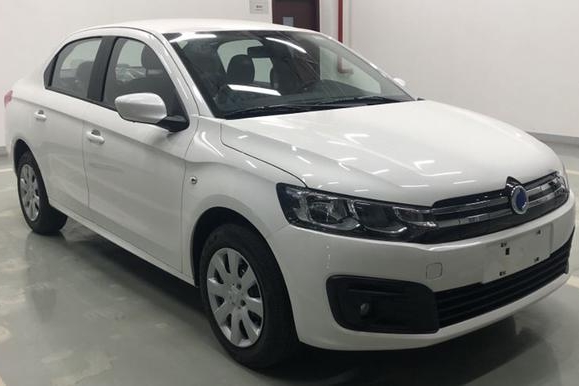 东风“富康”复活了，造型和爱丽舍如出一辙，网友：这是要凉