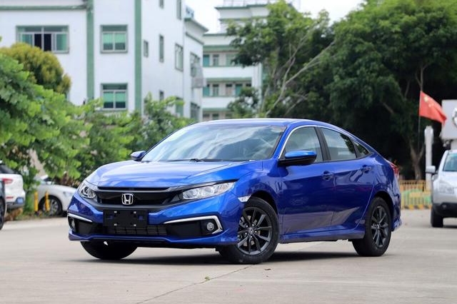 15万我只推荐这3款轿车，颜值高是首因，关键是品质好