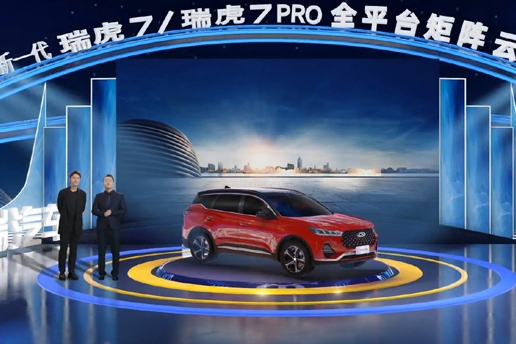 SUV要洗牌？博越又一劲敌上市，7.99万起，双动力+四轮独悬