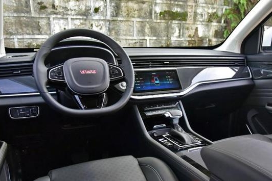 定位中级的SUV，才卖69900元！比汉兰达还要大，还看啥哈佛H6