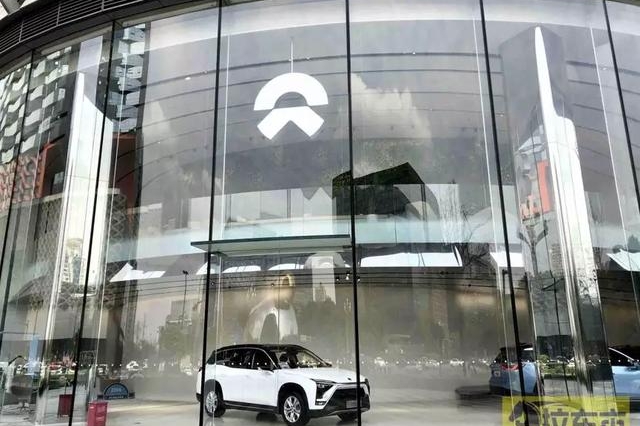 身陷“减配门”的特斯拉在成都仍然火爆，造车新势力却无人问津？