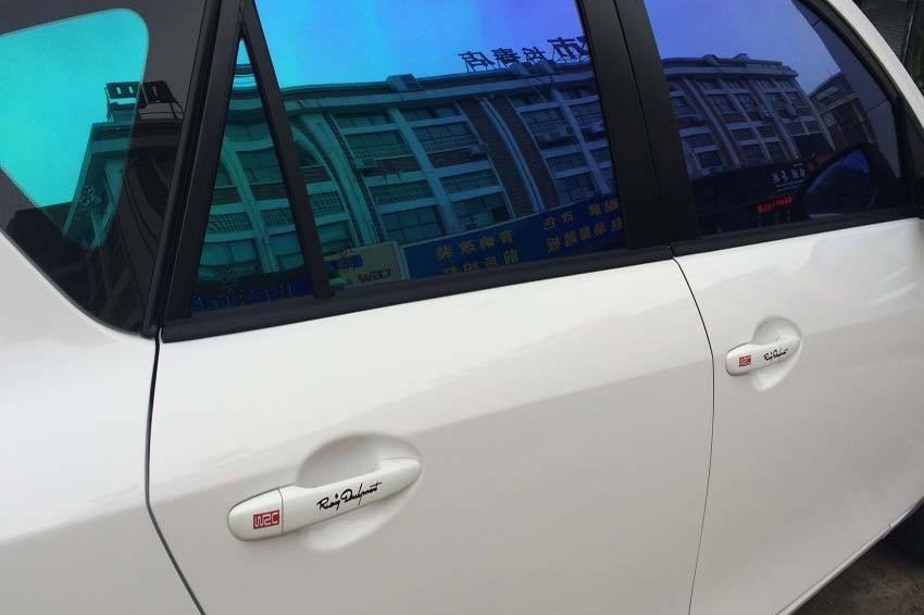 汽车贴膜大揭秘，贴膜的真正作用你了解吗？这几点对汽车影响很大