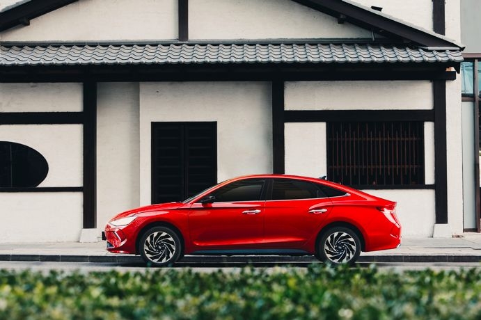 菲斯塔纯电动：比国产Model 3更有诚意的国际大牌