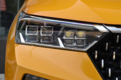 奔腾T77 Pro推背感来了，1.5T四缸258牛米，开出30万的质感