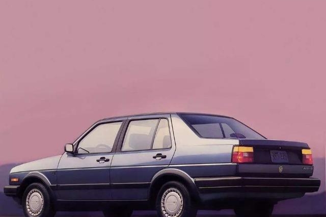 爱丽舍卷土重来，然而其内心深处已经变了样