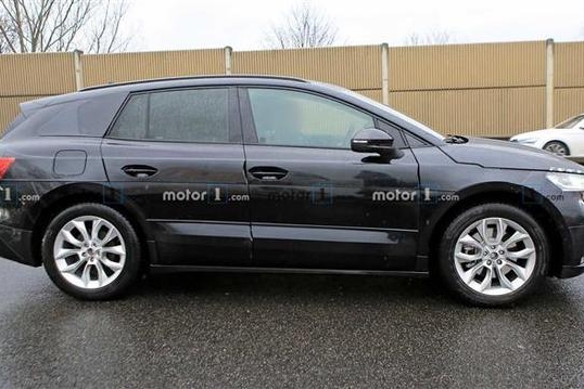 斯柯达Enyaq路试谍照曝光 基于MEB平台开发