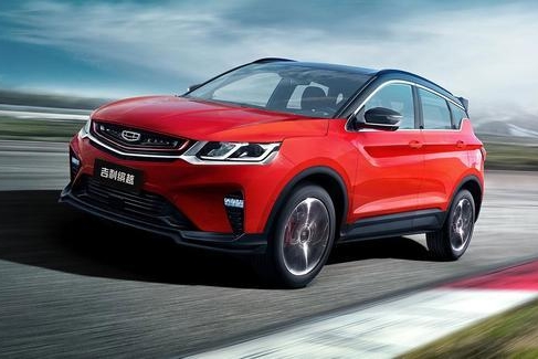 三缸机教育消费者失败，部分车型重回四缸，电动车会不会开倒车？