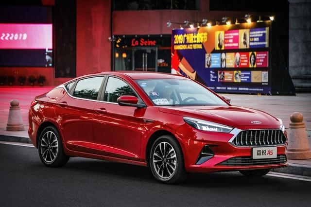 为什么放弃荣威i6 而选择TA 网友说太值了