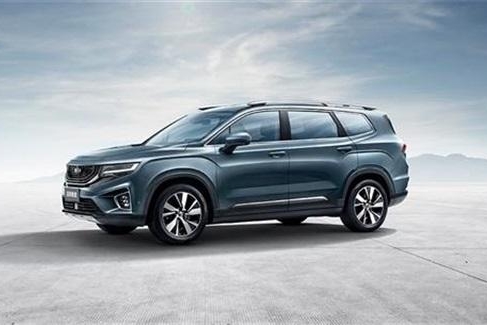 吉利新款中型SUV豪越预计年内上市，可以“撼”兰达