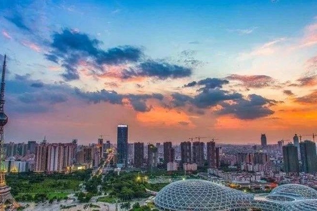 陆续推出的“救市”政策，在盯着谁的钱包？
