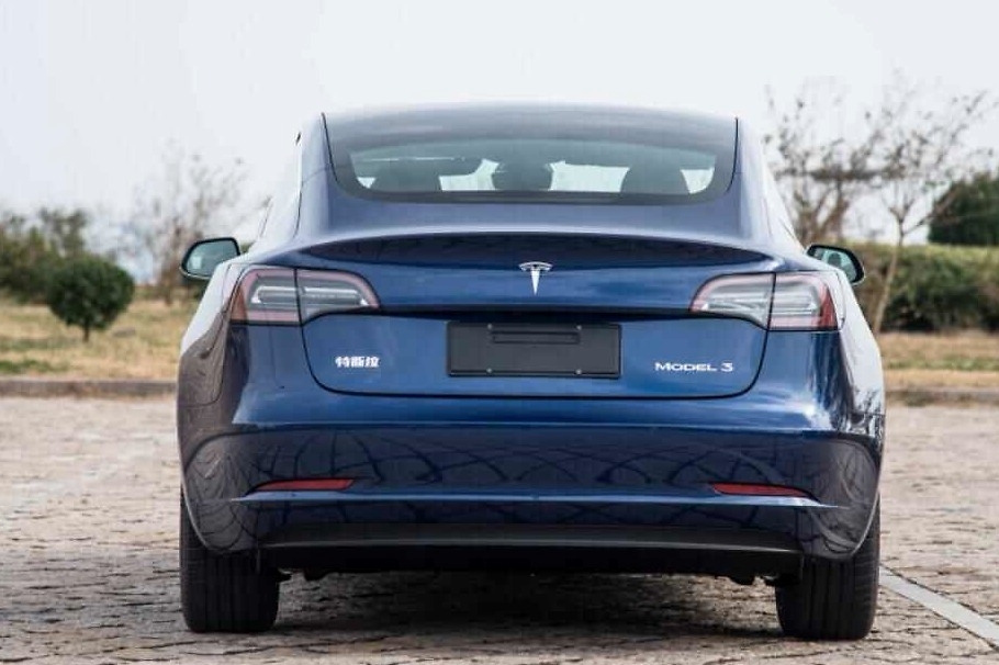 部分车型简配，怼中国车主无理取闹，特斯拉被工信部约谈