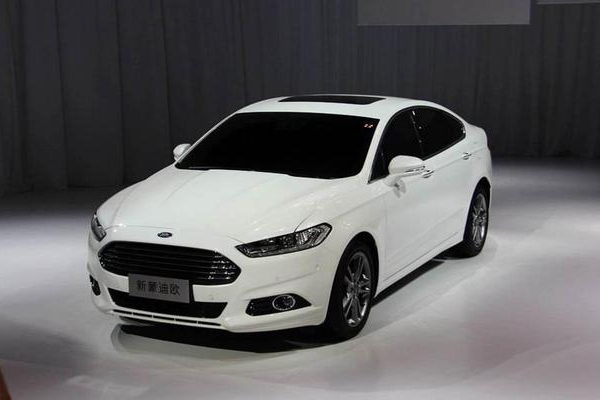 福特蒙迪欧：当年中型车市场的“宠儿”，如今车市里的“弃子”