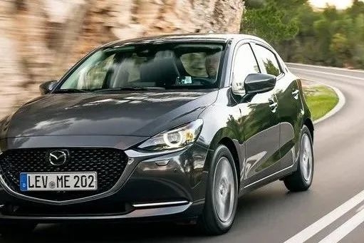 不小心错过了一款好车，精致好开又省油，国内赶快引进