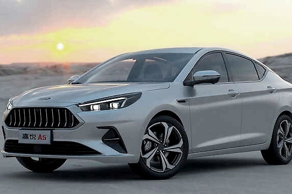 虽没帝豪和朗逸表现抢眼，但这些车也称得上车市中的“靓仔”