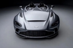 趣车实验室| 日内瓦被“爽约”，但女神节小姐姐的靓车，如约都在