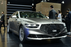 一见钟情的时刻到了！捷尼赛思G80全系双眼皮，大气又运动