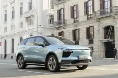 大神说车：另类而突破传统的设计，爱驰U6 ion概念车设计解析