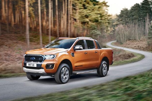 福特小号猛禽！配3.2T柴油动力，现已跌至24万多，还是纯进口