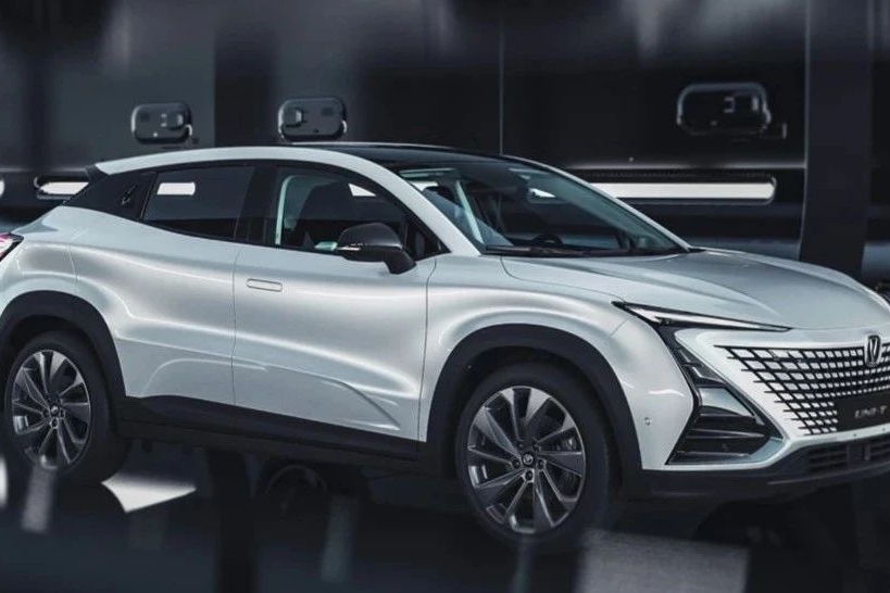 长安的惊蛰之作！UNI-T开启跨界SUV新时代