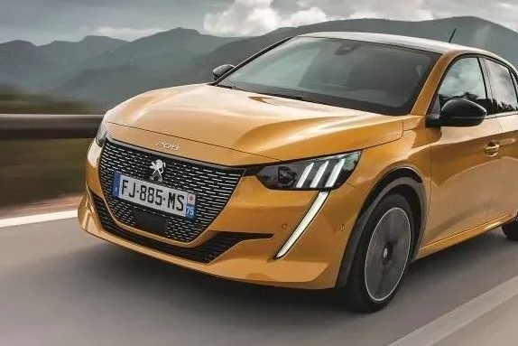 小车“攻陷”两大年度车，真的只是巧合吗？