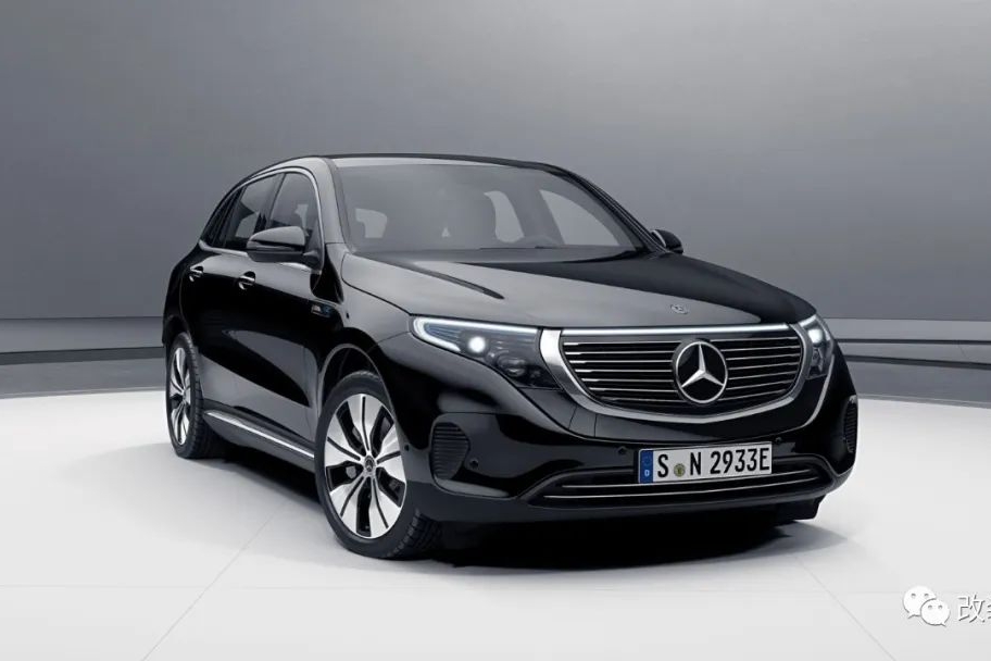 巴博斯首改电动车，纯电SUV奔驰EQC百公里加速提升至4.9秒