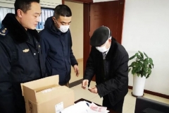 德阳南站退休老党员为武汉捐款10000元