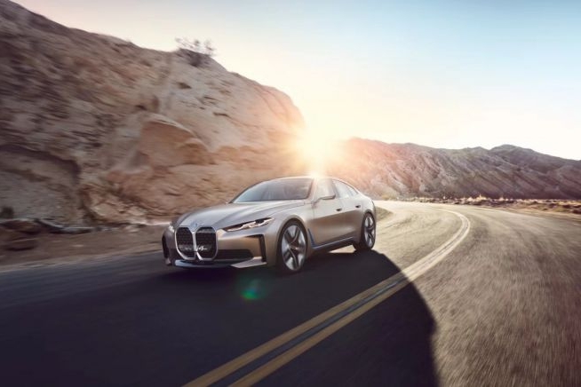 日内瓦车展虽取消，但这些重磅新车都亮了，谁更靓？