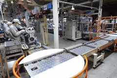 “云监工”模式再次开启 带你深入了解一汽奔腾T77 PRO“透明工厂”