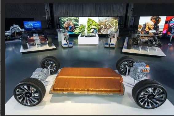 特斯拉怕吗？通用首发第三代电动车平台