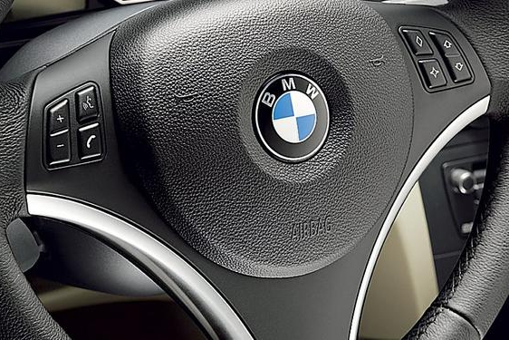 无需羡慕，BMW已经跌到百姓价，售价让人无话可说