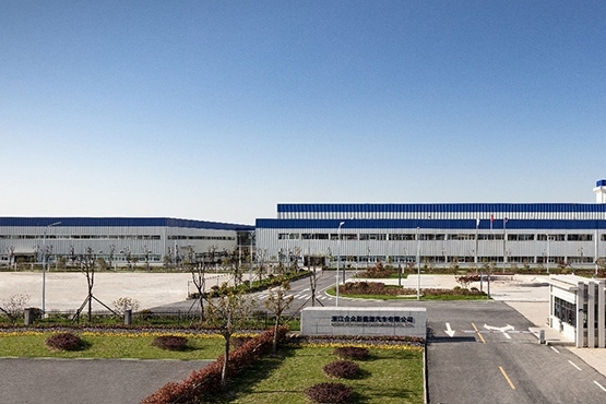 国情国策的先行者 哪吒汽车力推动新能源汽车下乡