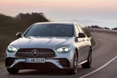 新款奔驰E级上市，宝马鼻孔越来越大，日内瓦“云”车展这些新车最值得看