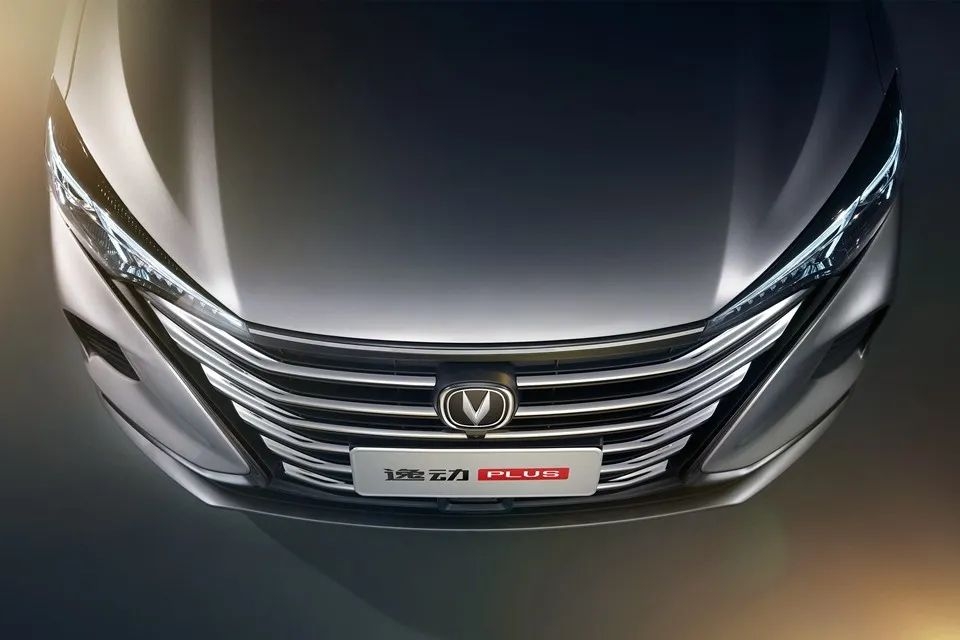 长安逸动PLUS预售7.29万元起，有入手的冲动了吗？