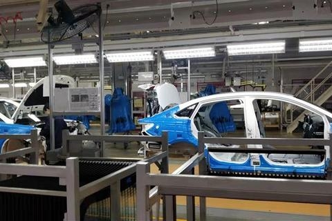 库存告急复产无力 汽车公司陷断供危机