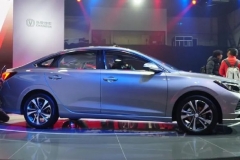 预售7.29万起，中国品牌又一高颜值轿车，性价比爆表了