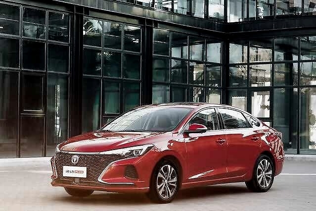 PLUS这事终于轮到轿车了，长安逸动PLUS 7.29万元起预售